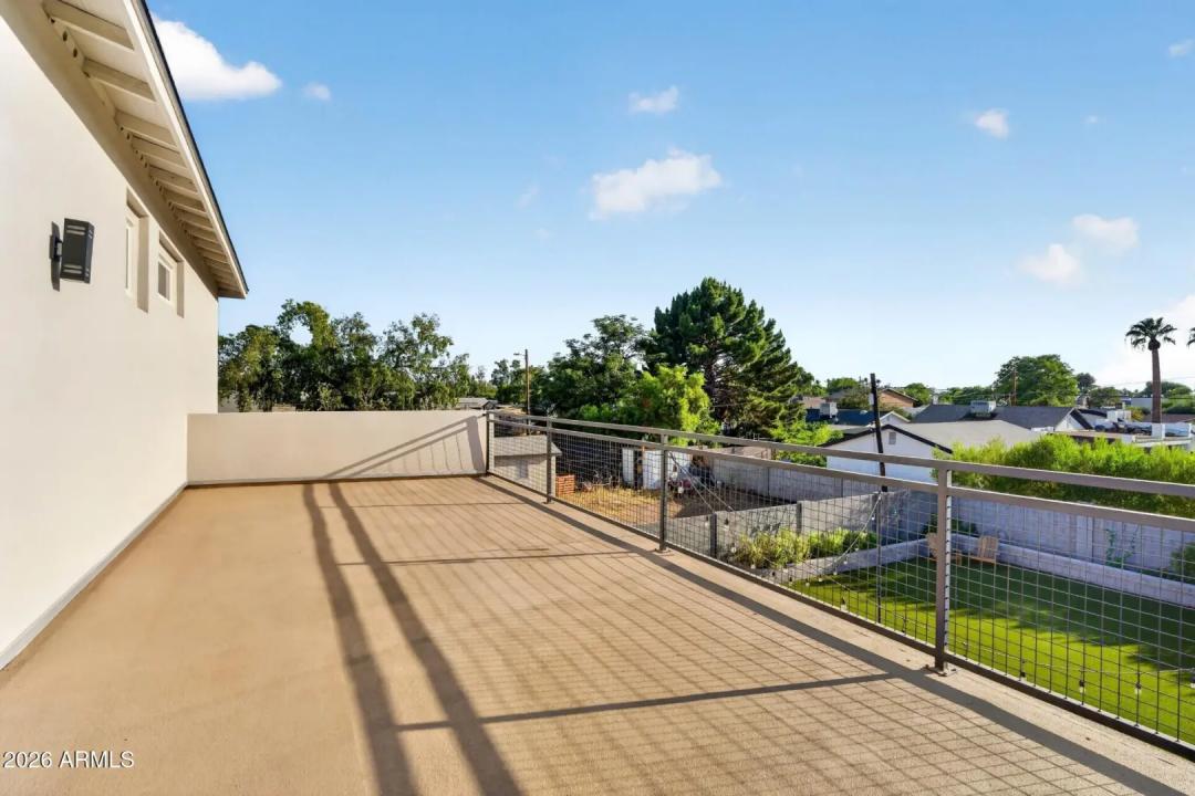 Real Estate Picture 27