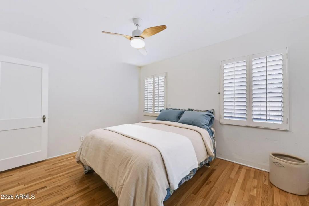 Real Estate Picture 38