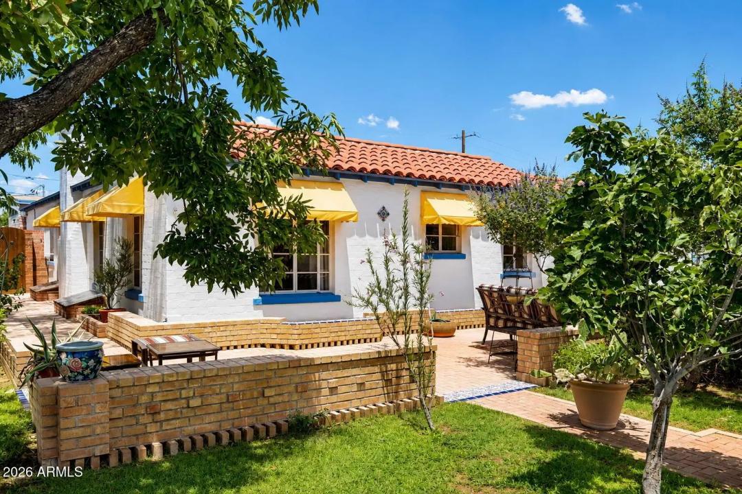 Real Estate Picture 2