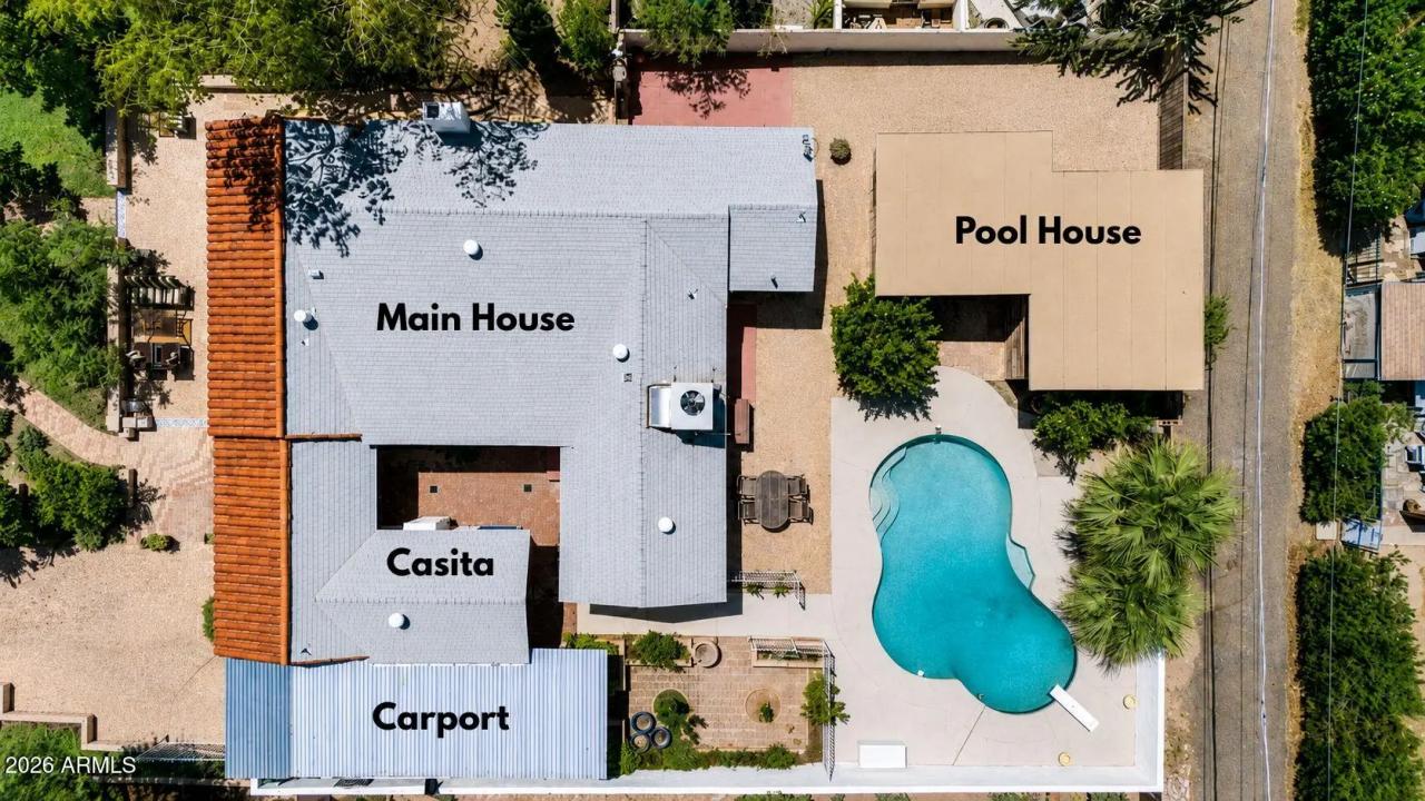 Real Estate Picture 13