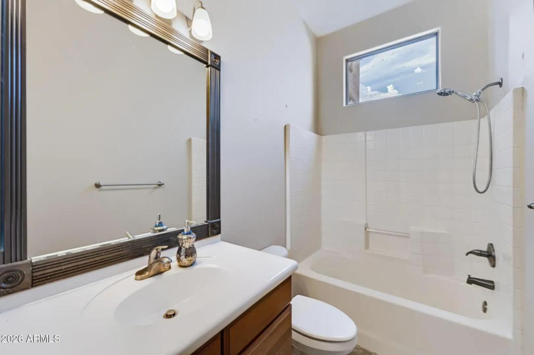 Real Estate Picture 20
