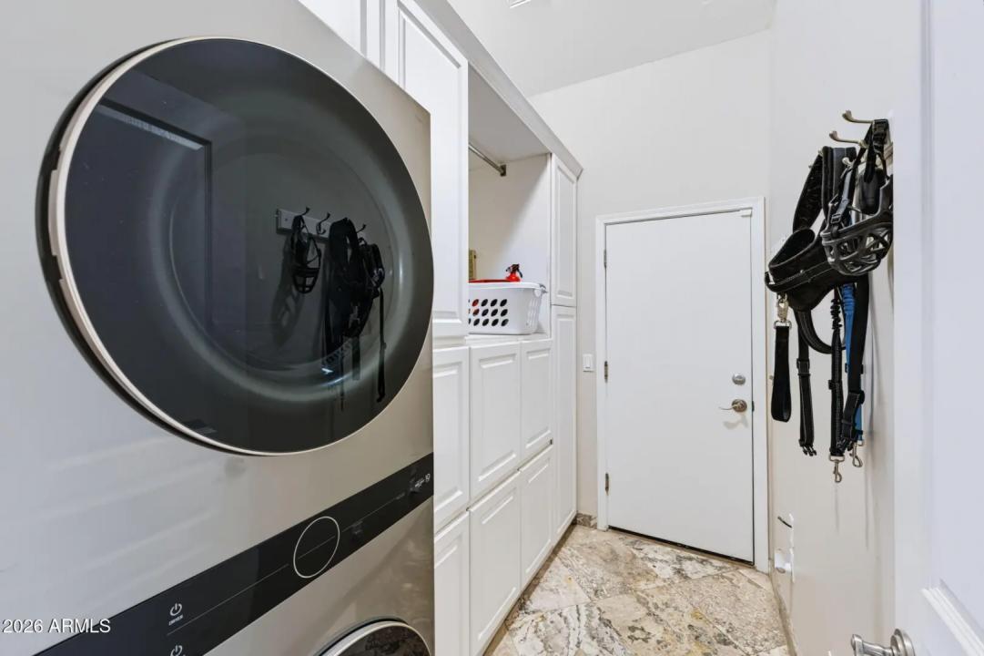 Real Estate Picture 37