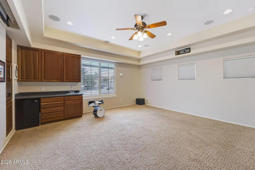 Real Estate Picture 35