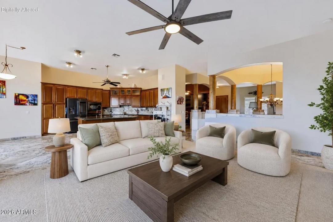 Real Estate Picture 5