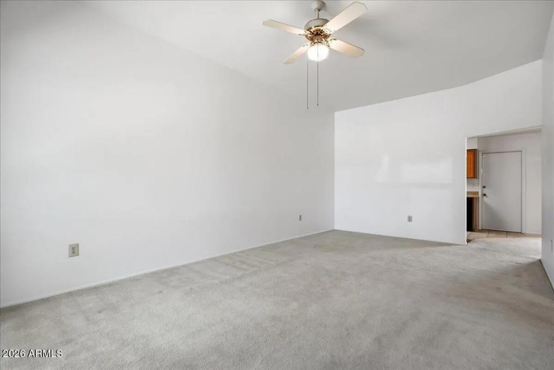 Real Estate Picture 13
