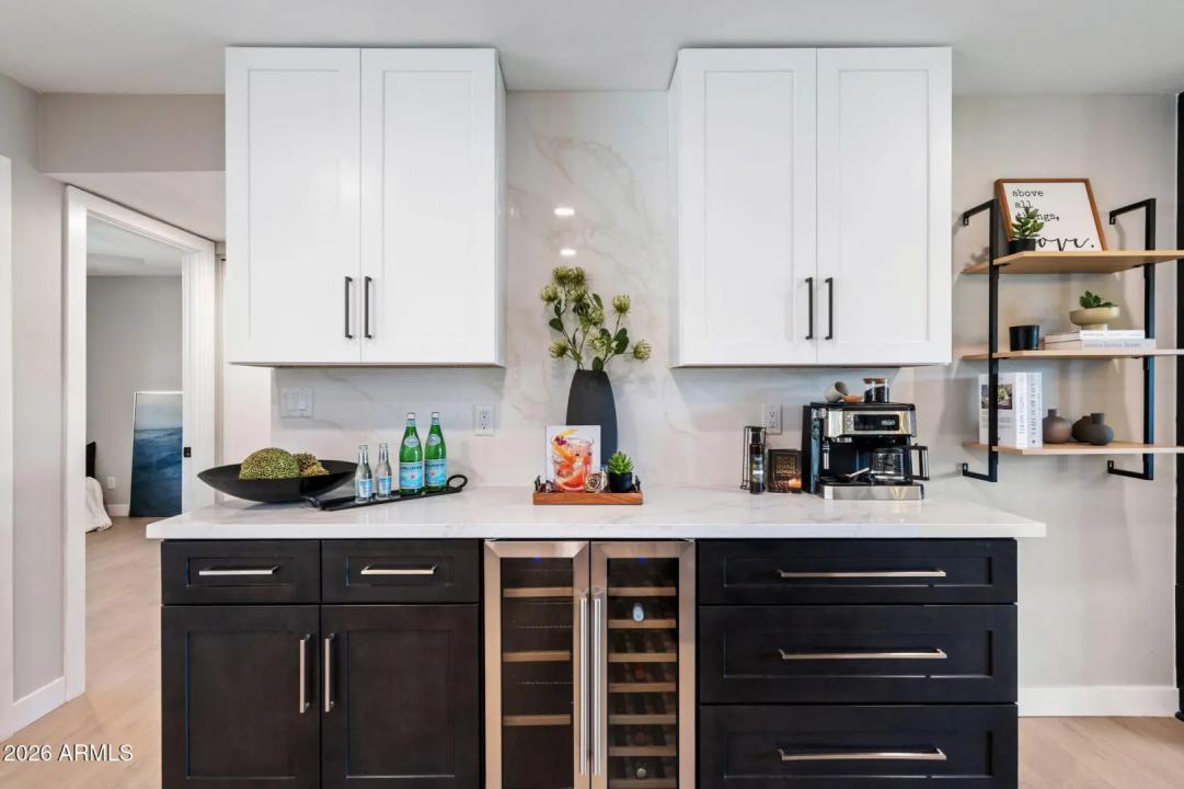 Real Estate Picture 13