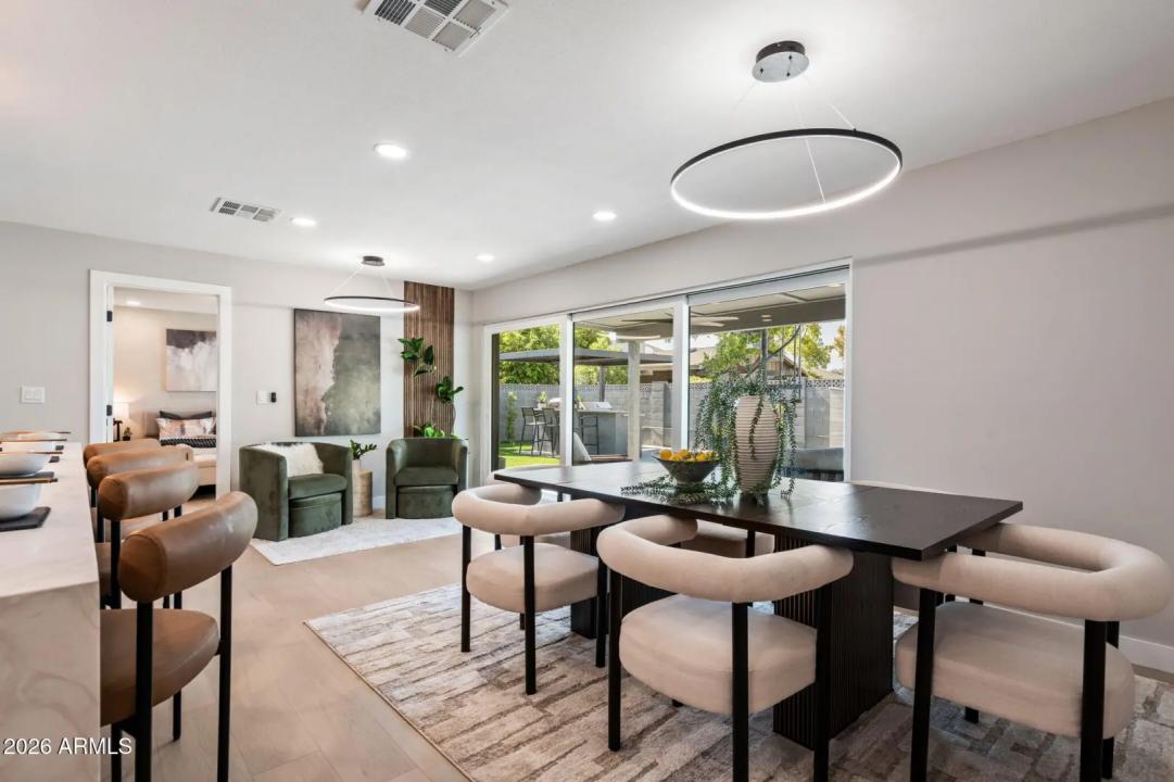 Real Estate Picture 14
