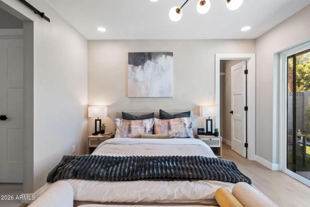 Real Estate Picture 20