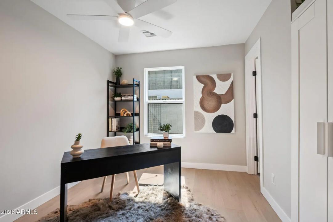 Real Estate Picture 30