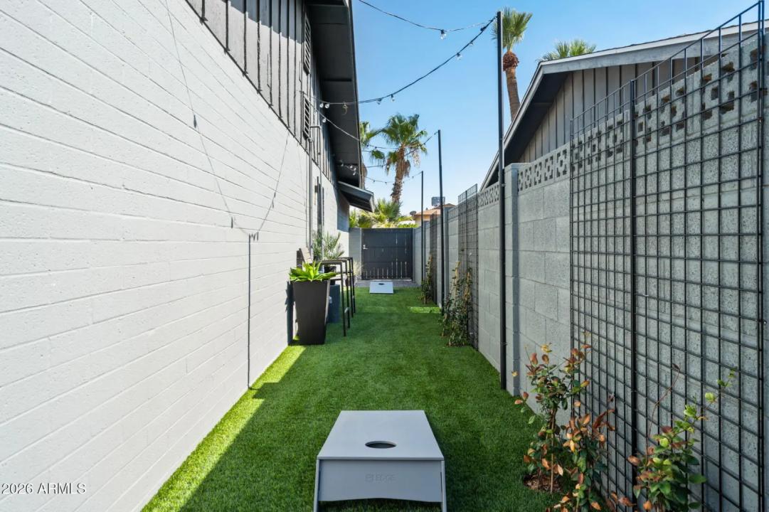 Real Estate Picture 48