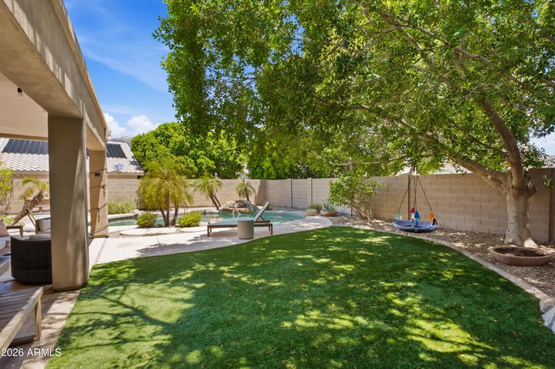 Real Estate Picture 36