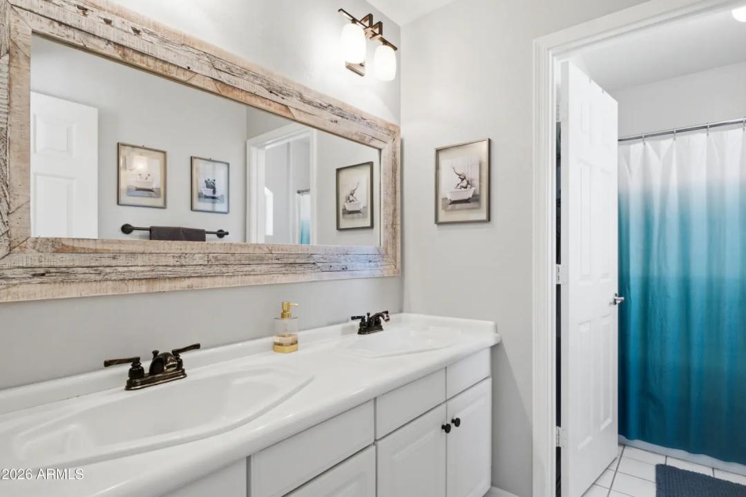 Real Estate Picture 29