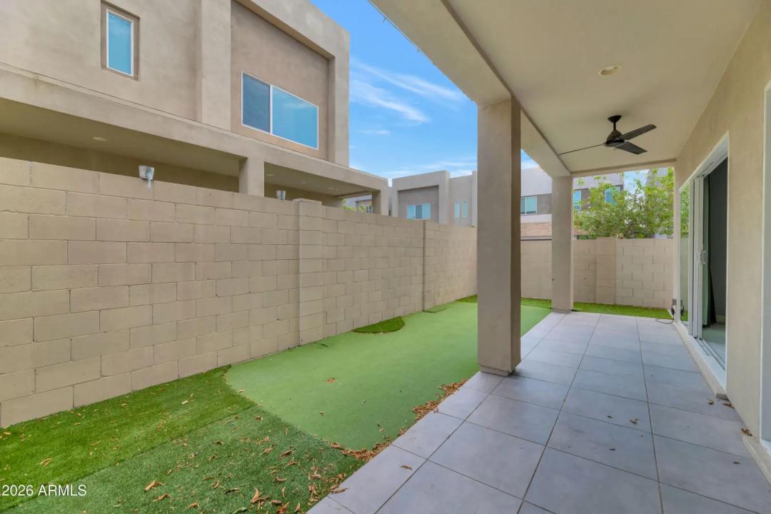 Real Estate Picture 20