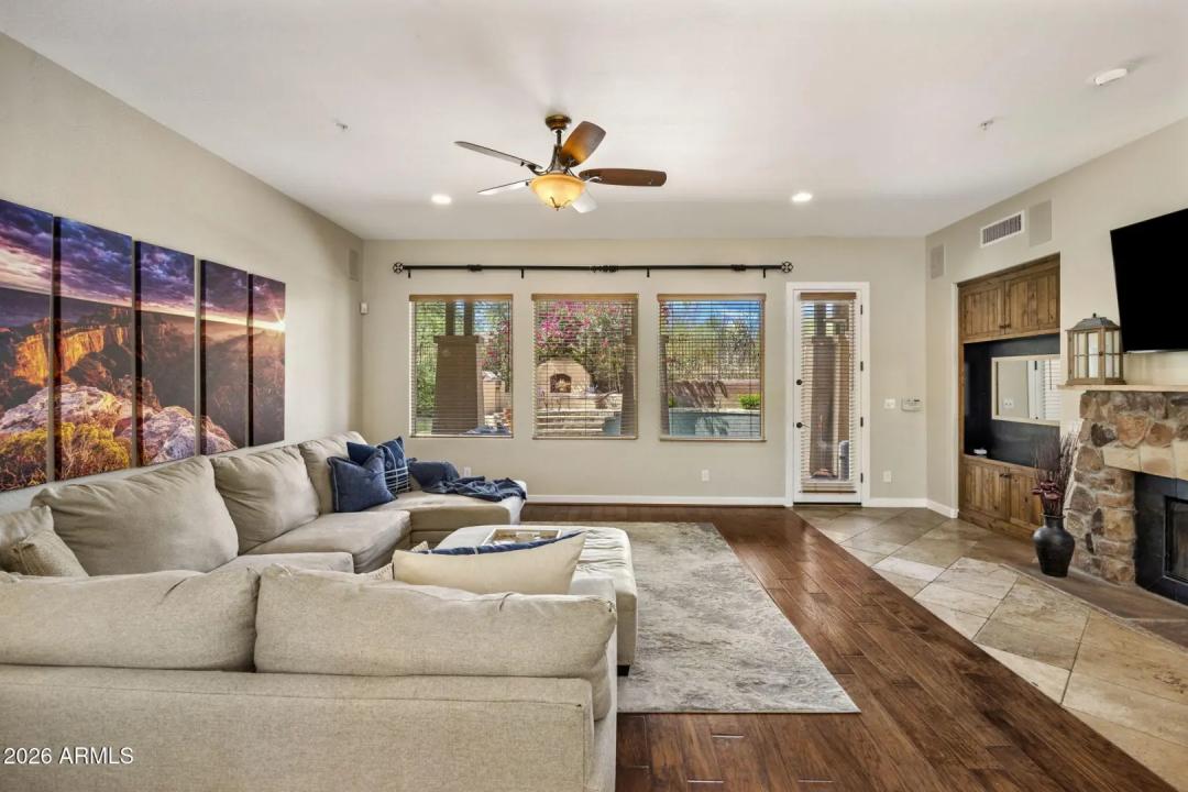 Real Estate Picture 15