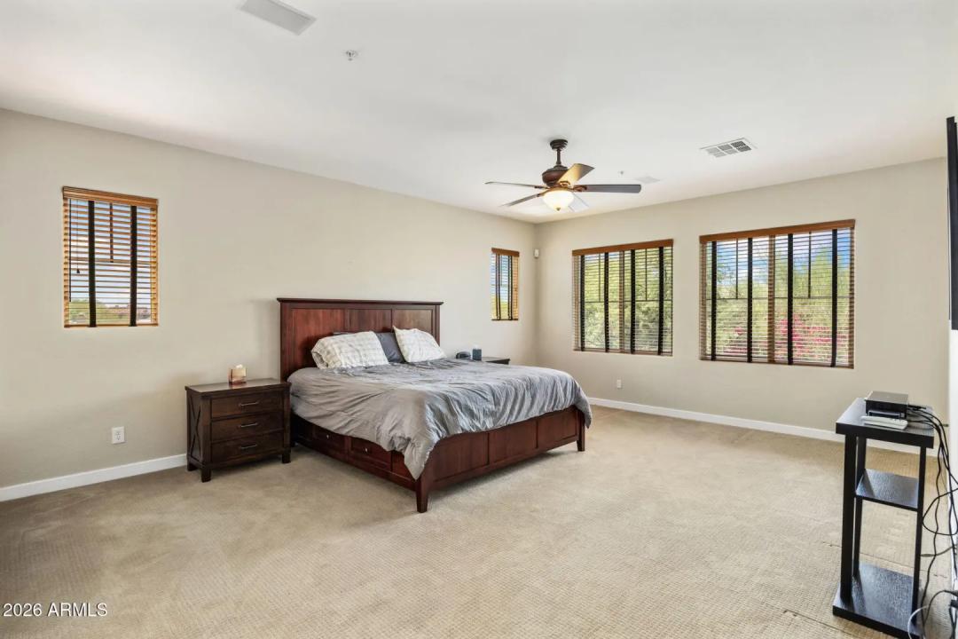 Real Estate Picture 29