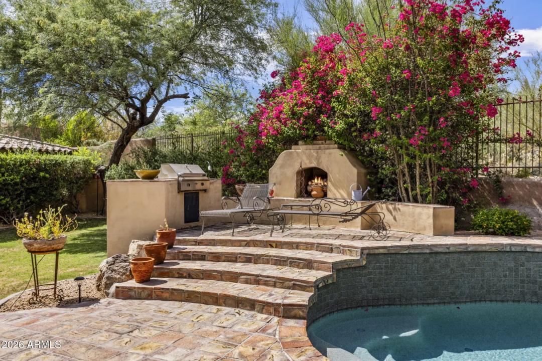 Real Estate Picture 36