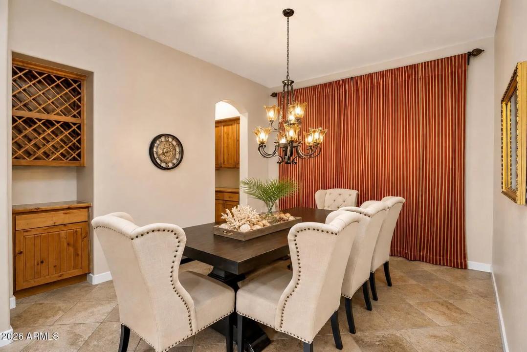 Real Estate Picture 18