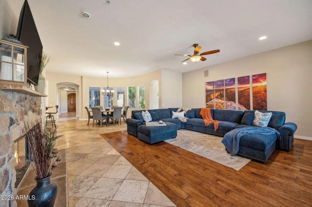 Real Estate Picture 21