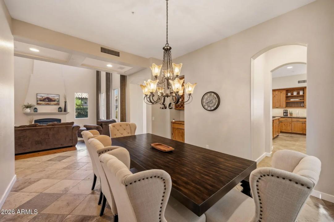 Real Estate Picture 10