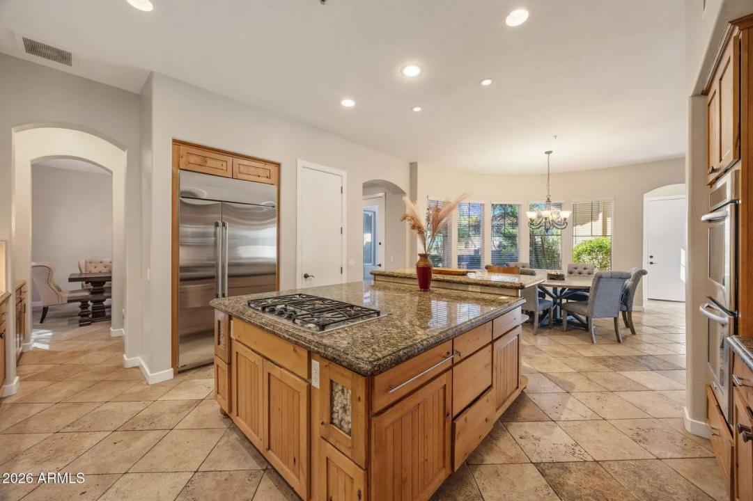Real Estate Picture 15