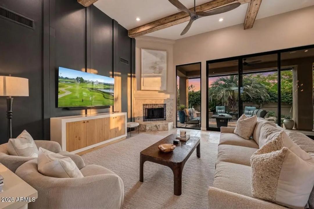 Real Estate Picture 5