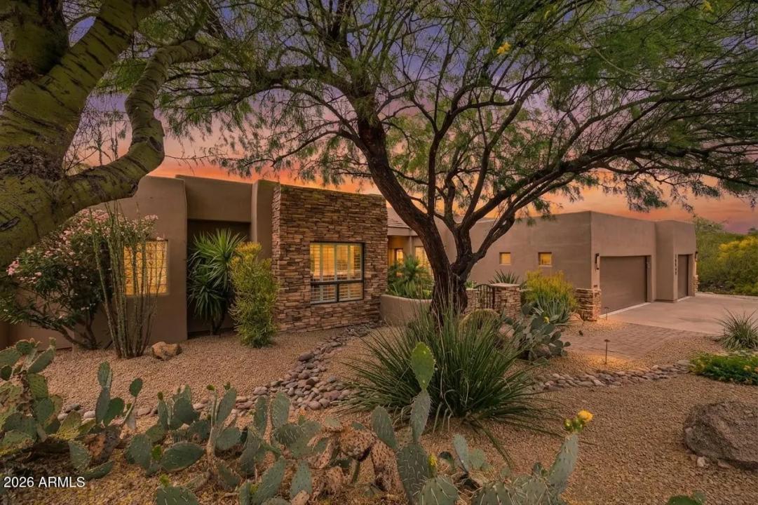 Real Estate Picture 3