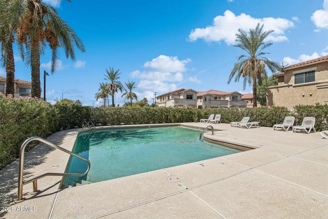 Real Estate Picture 24