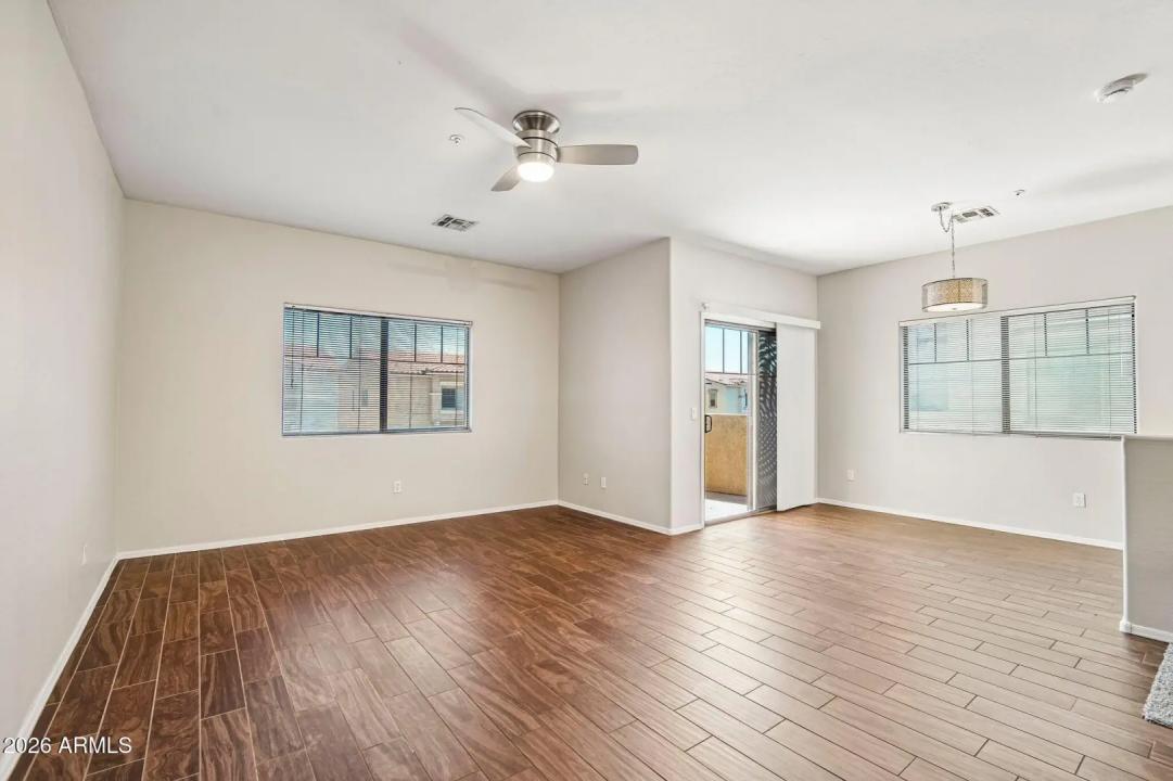 Real Estate Picture 3