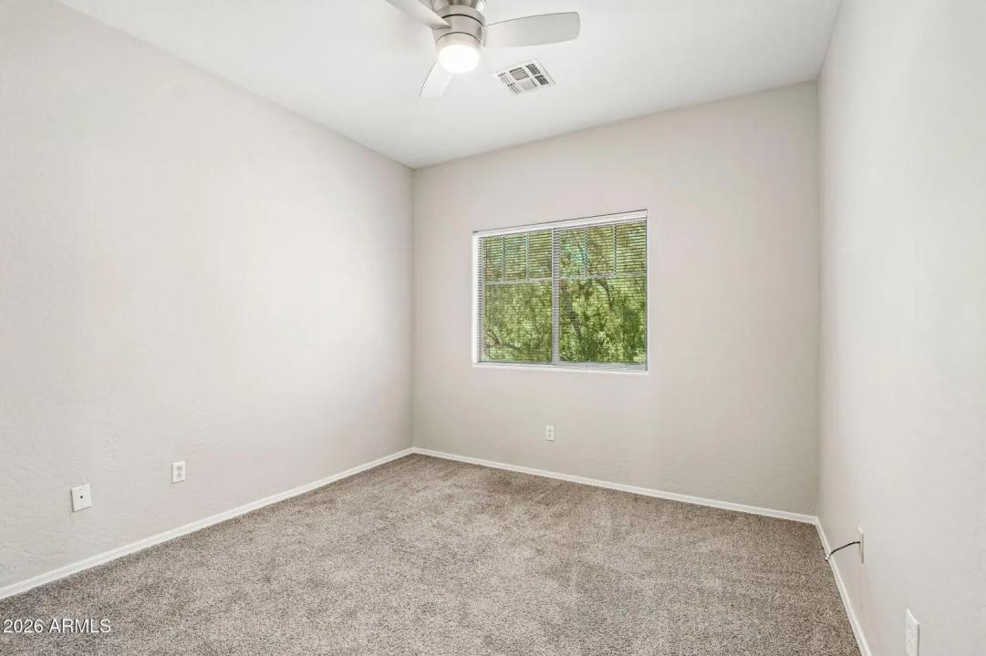 Real Estate Picture 16