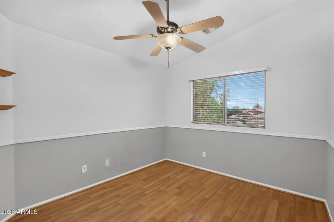 Real Estate Picture 35