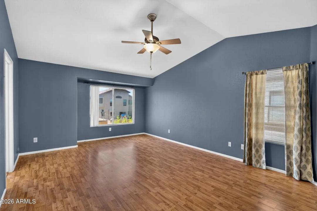 Real Estate Picture 26