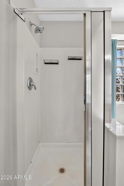 Real Estate Picture 33