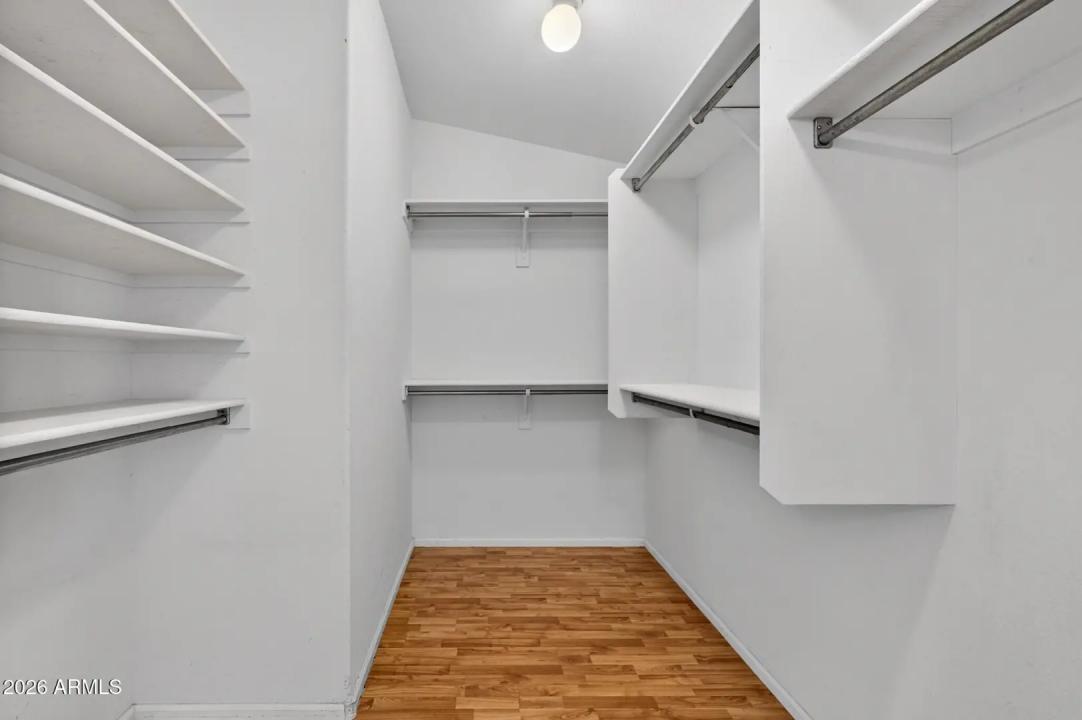 Real Estate Picture 34
