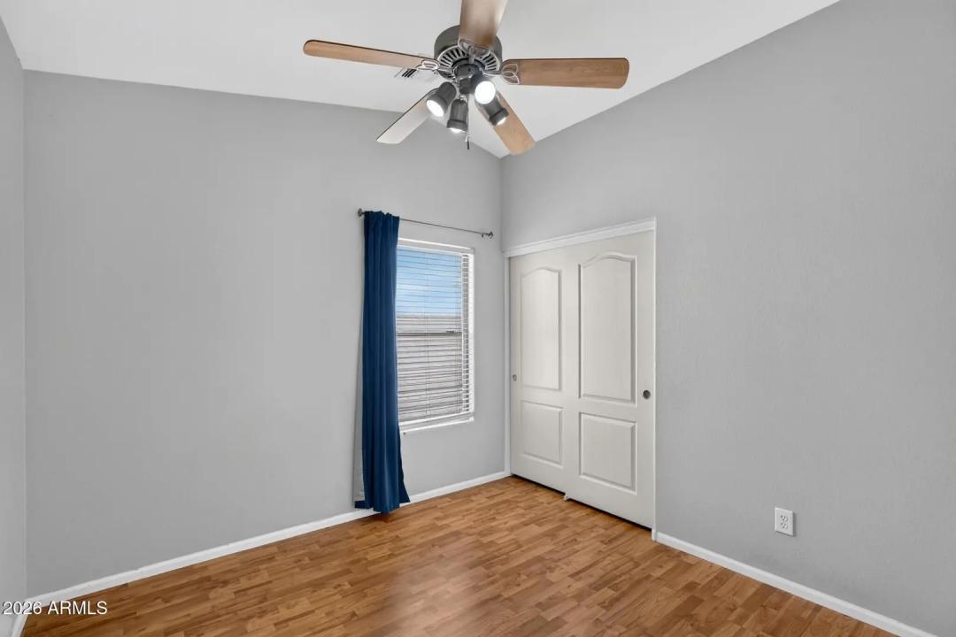 Real Estate Picture 39