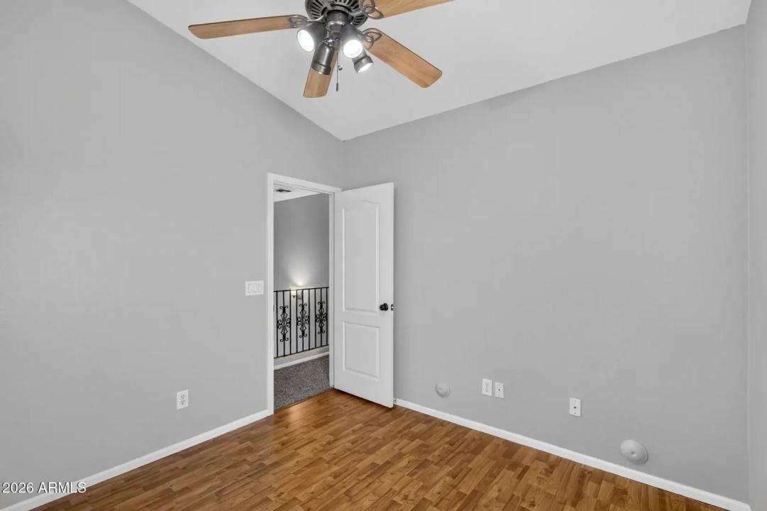 Real Estate Picture 40