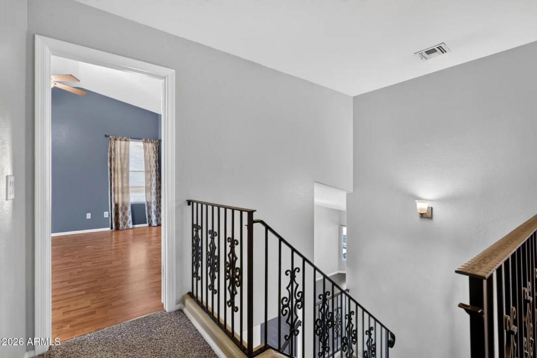 Real Estate Picture 25