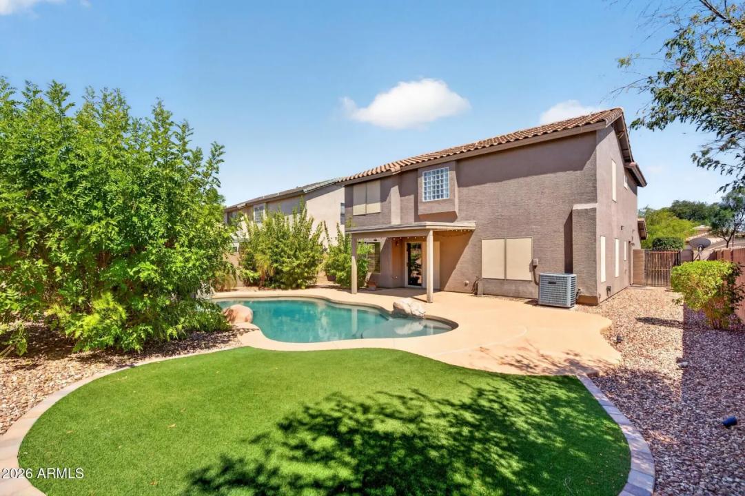 Real Estate Picture 42