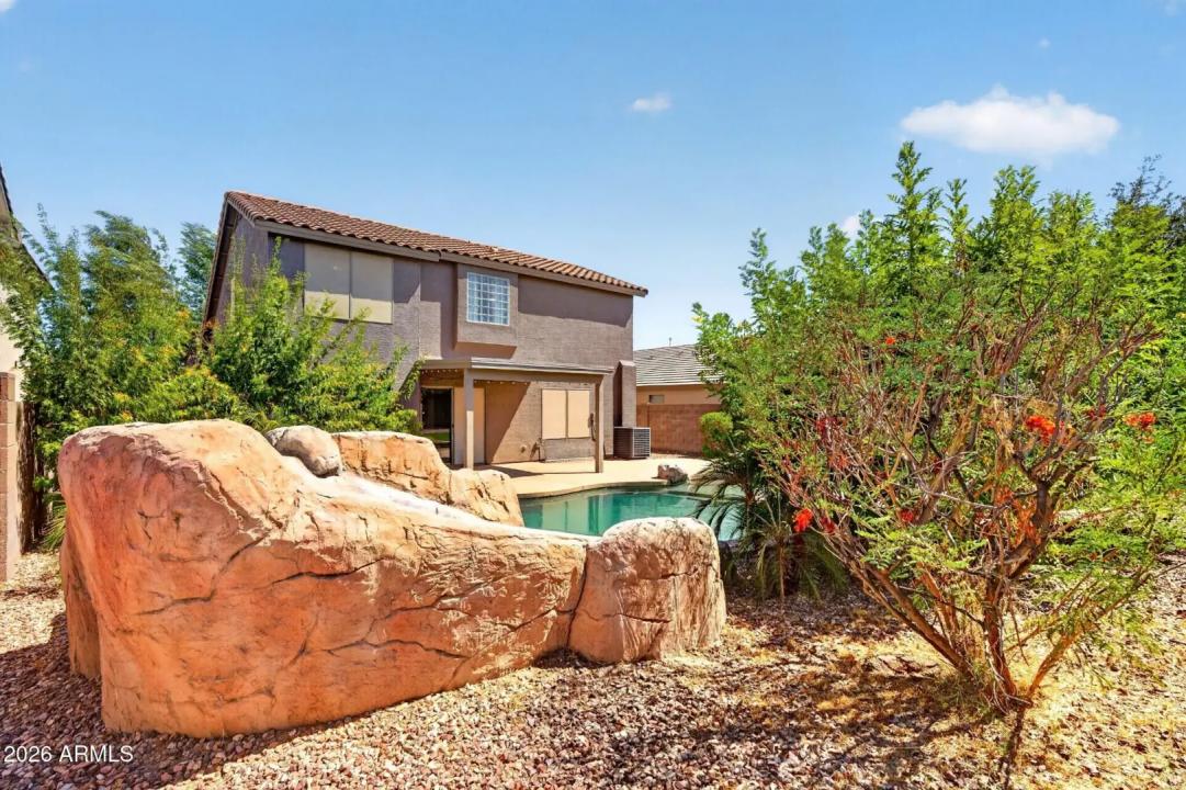 Real Estate Picture 48
