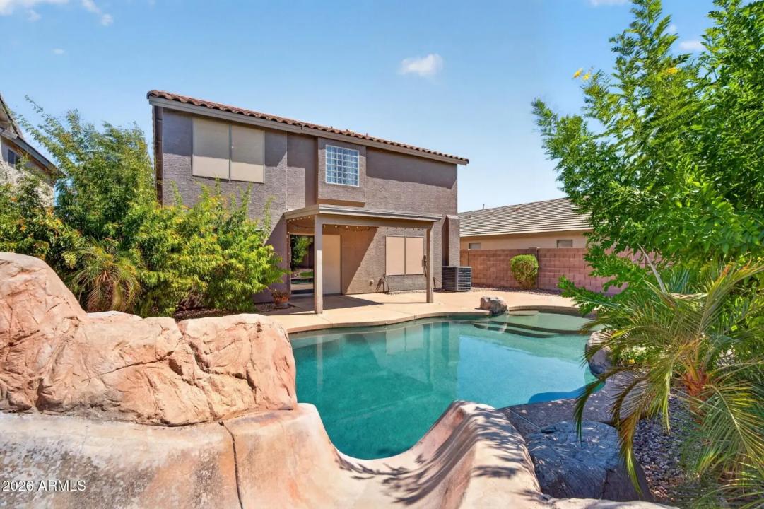Real Estate Picture 49