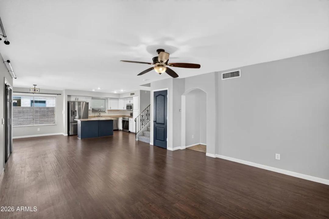 Real Estate Picture 15