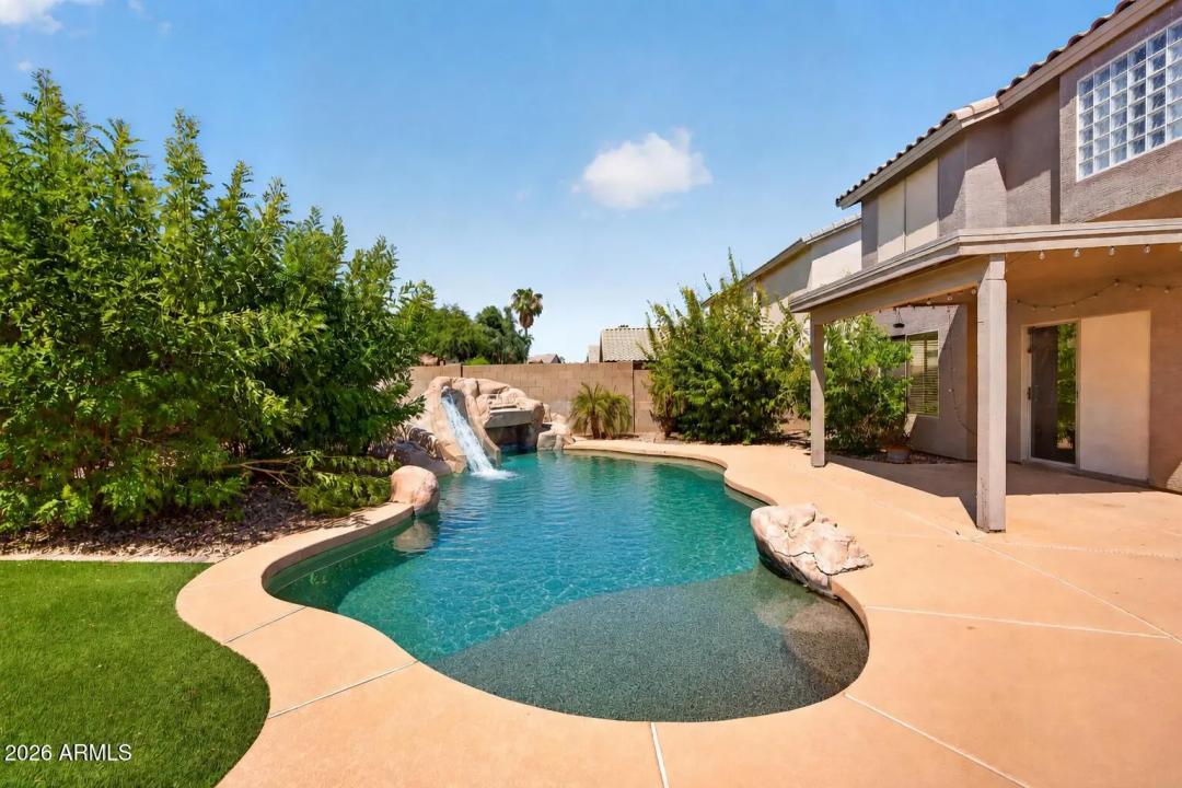 Real Estate Picture 44