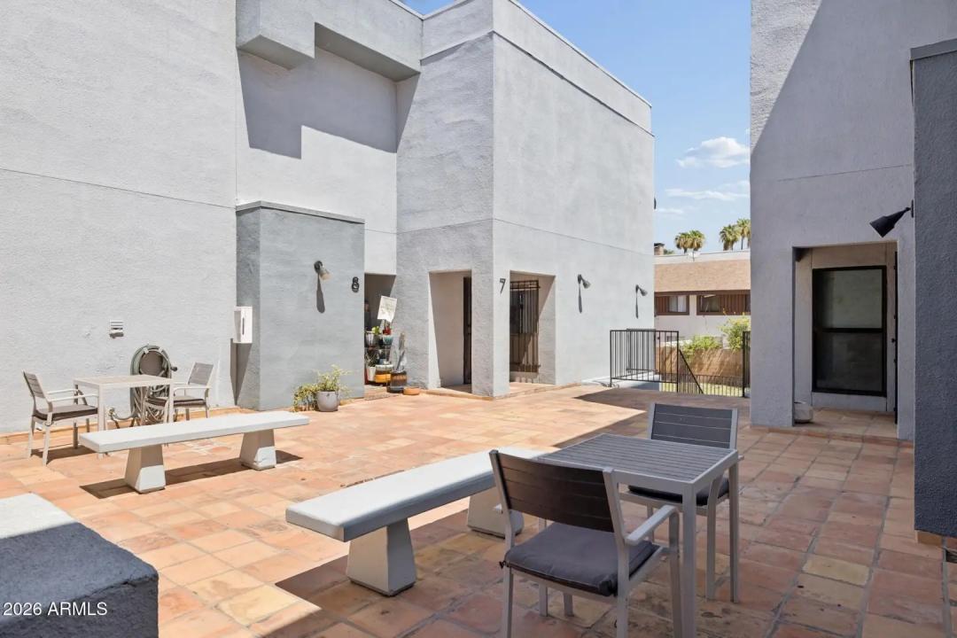 Real Estate Picture 36