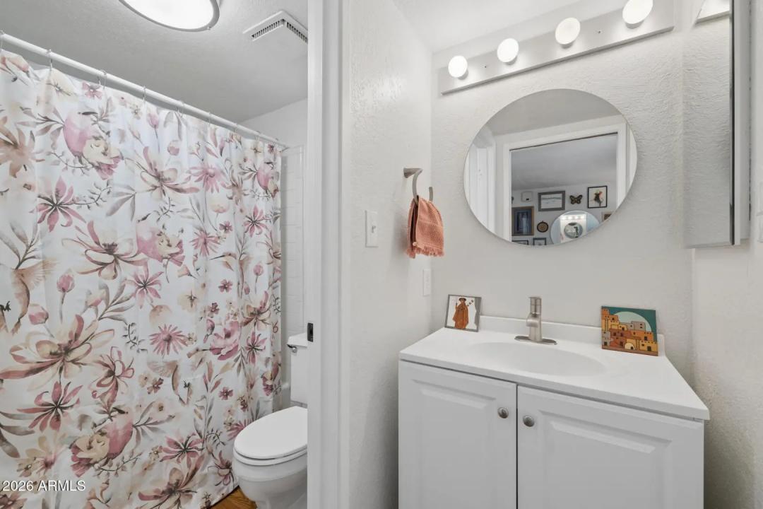 Real Estate Picture 27