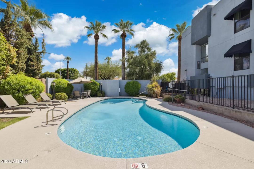 Real Estate Picture 29