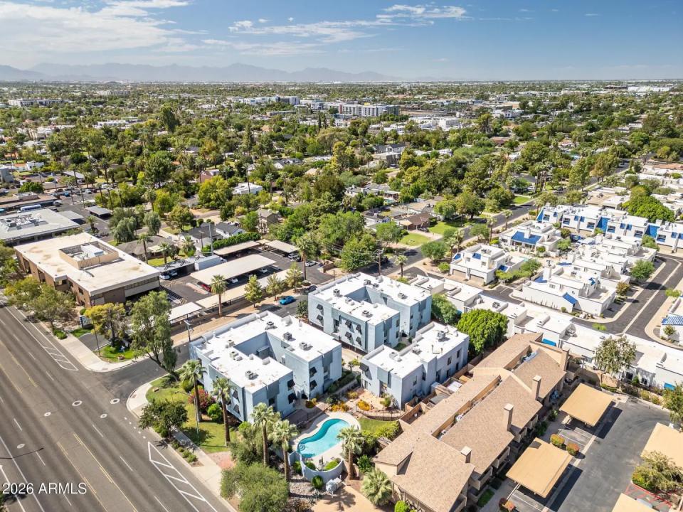 Real Estate Picture 32