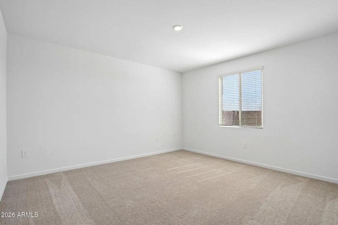 Real Estate Picture 28