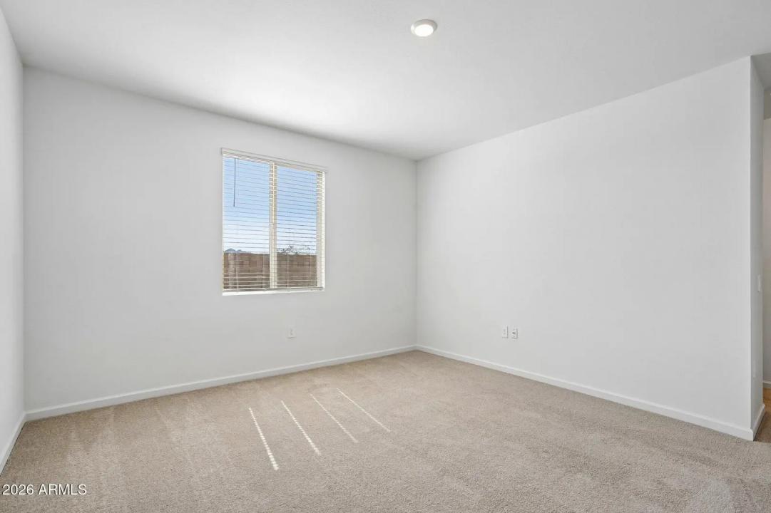 Real Estate Picture 29