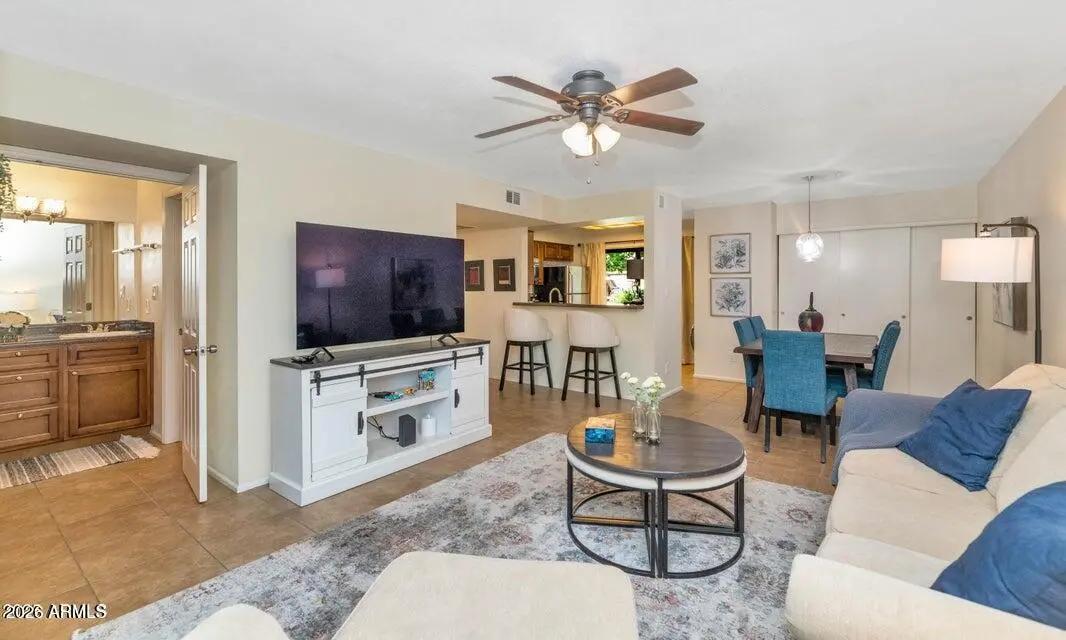 Real Estate Picture 14