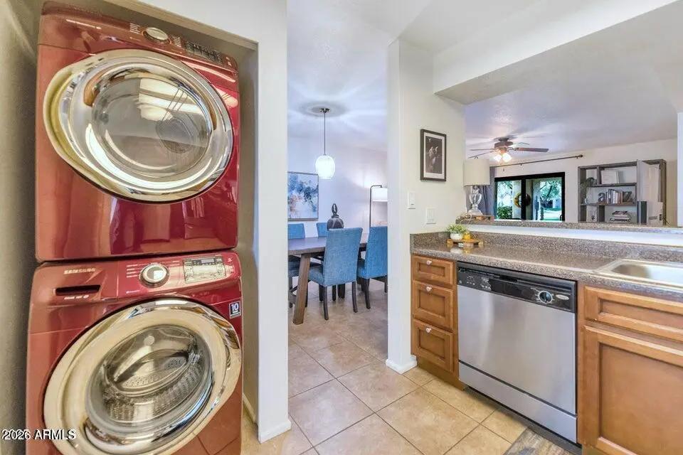 Real Estate Picture 12