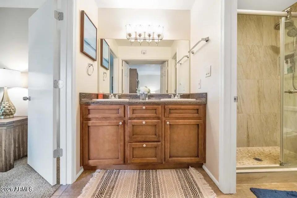 Real Estate Picture 17